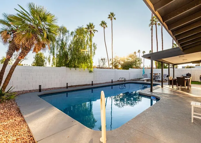 3br Retreat With Diving Pool Bbq And Workspace *