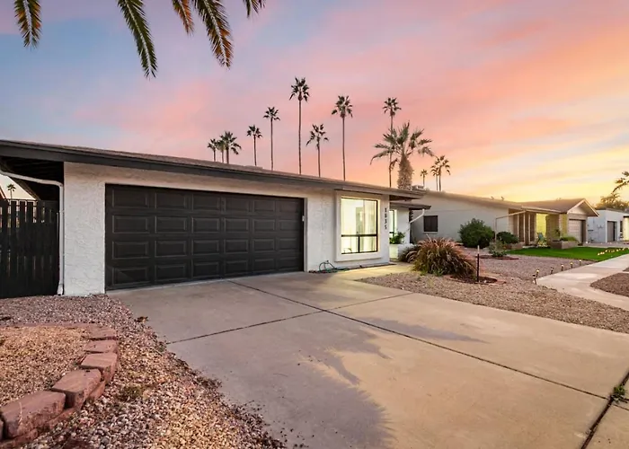 3br Retreat With Diving Pool Bbq And Workspace *