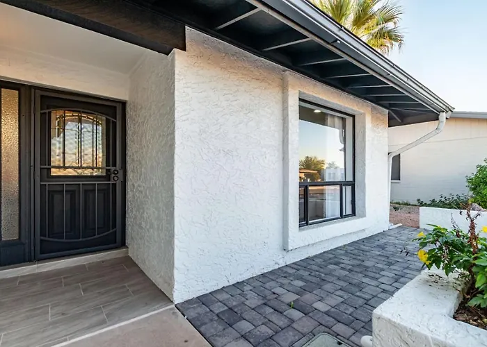 Holiday home 3br Retreat With Diving Pool Bbq And Workspace *